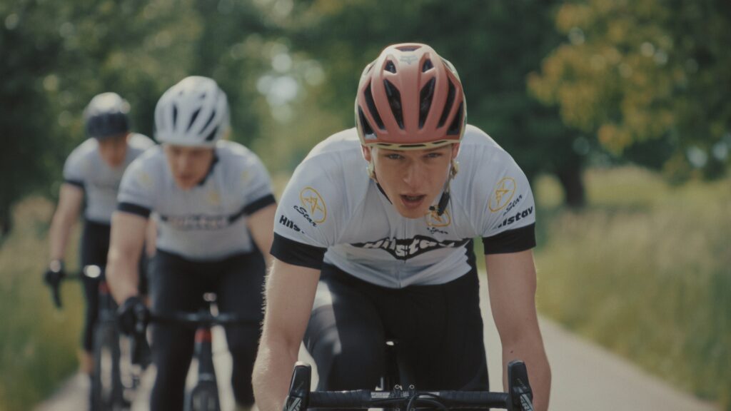 Tomas Sean Pšenička jako Honza v seriálu Ratolesti. Foto © Česká televize