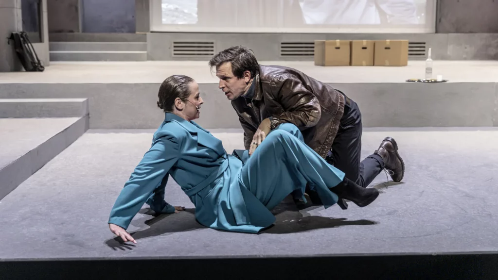 Hedinu dávnou lásku Eilerta Løvborga hraje Igor Orozovič. Foto Patrik Borecký