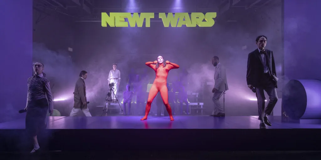 Scénografii vytvořila Lucia Krausová (Škandíková), kostýmy Adriana Černá. Foto Patrik Borecký